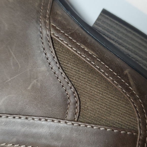 Clarks Booties Distressed Strap Ultimate Comfort Ankle Boots Size 7 - Picture 13 of 13